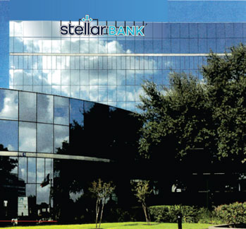 The exterior of Stellar's 290 Hollister location